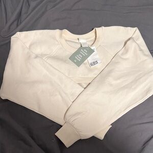 H&M Cropped Cream Crewneck Sweatshirt Bolero
